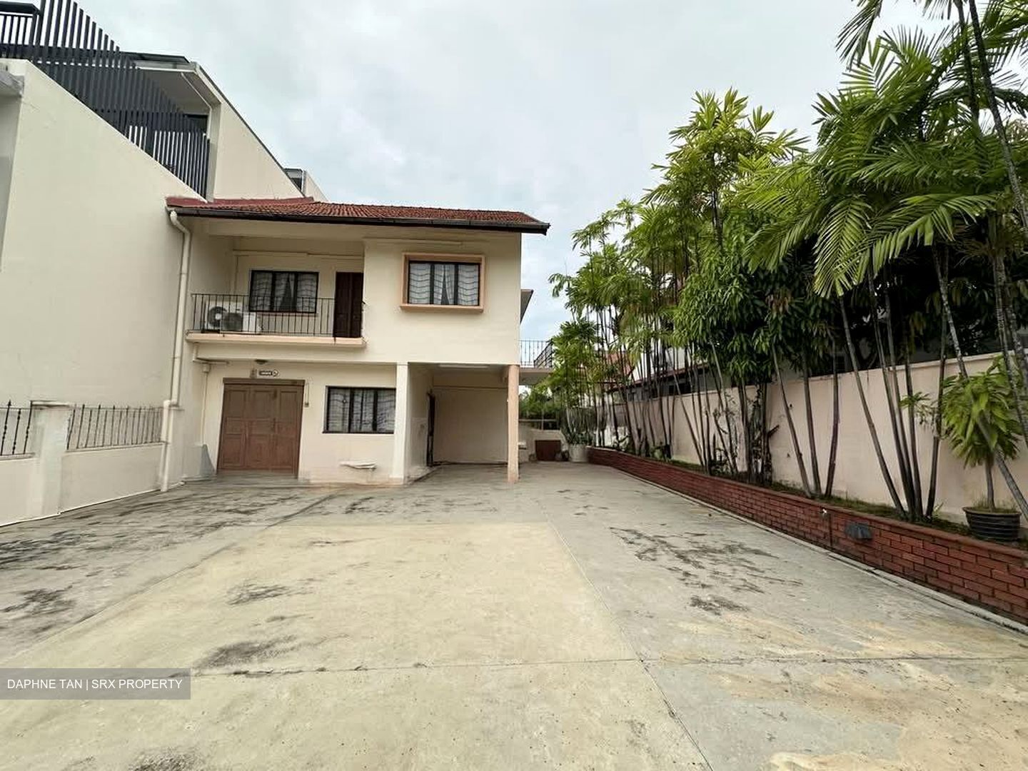 Sennett Estate (D13), Terrace #553575211